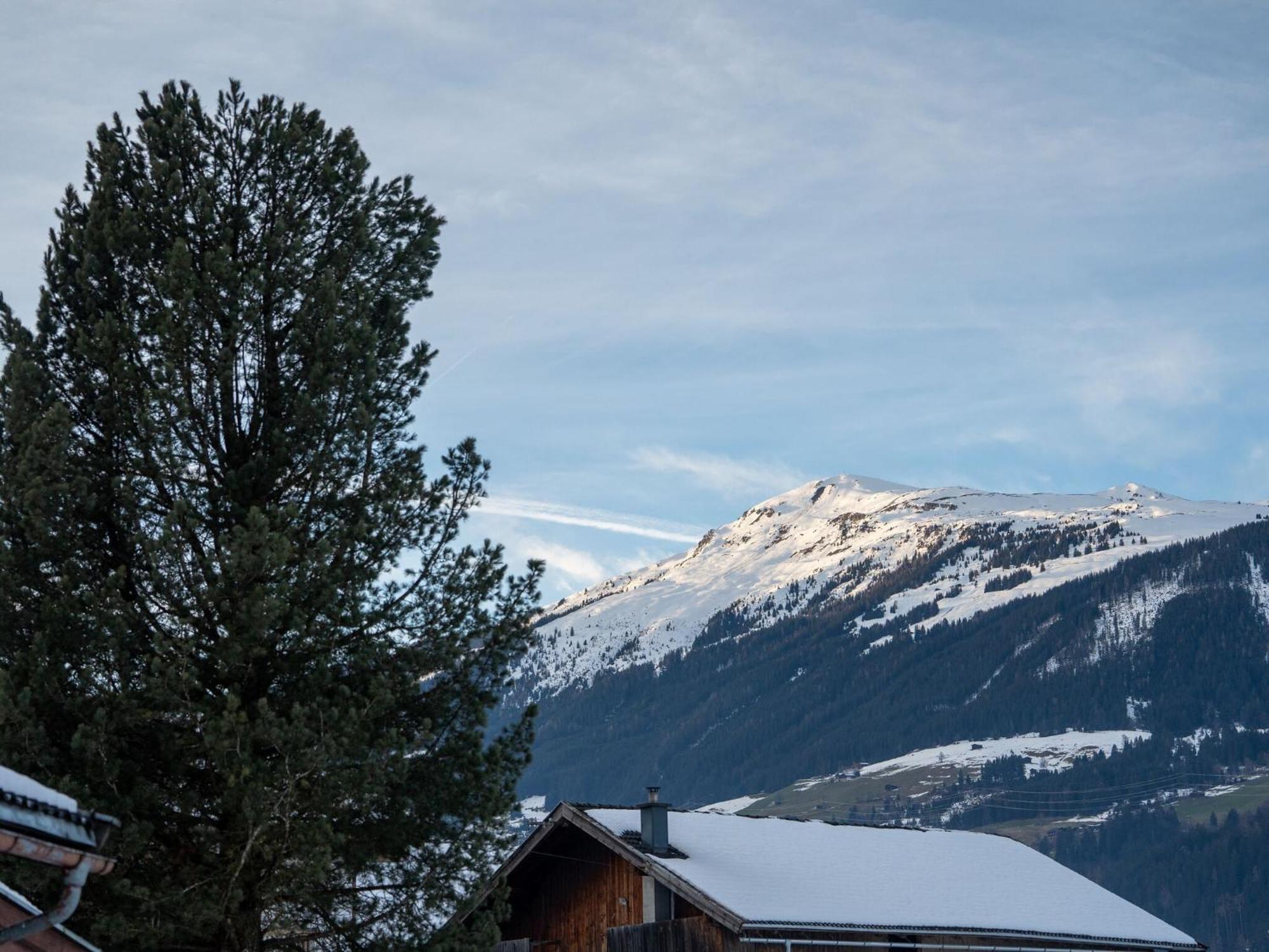 Comfortable Apartment In Salzburger Land Neukirchen am Großvenediger Exterior photo
